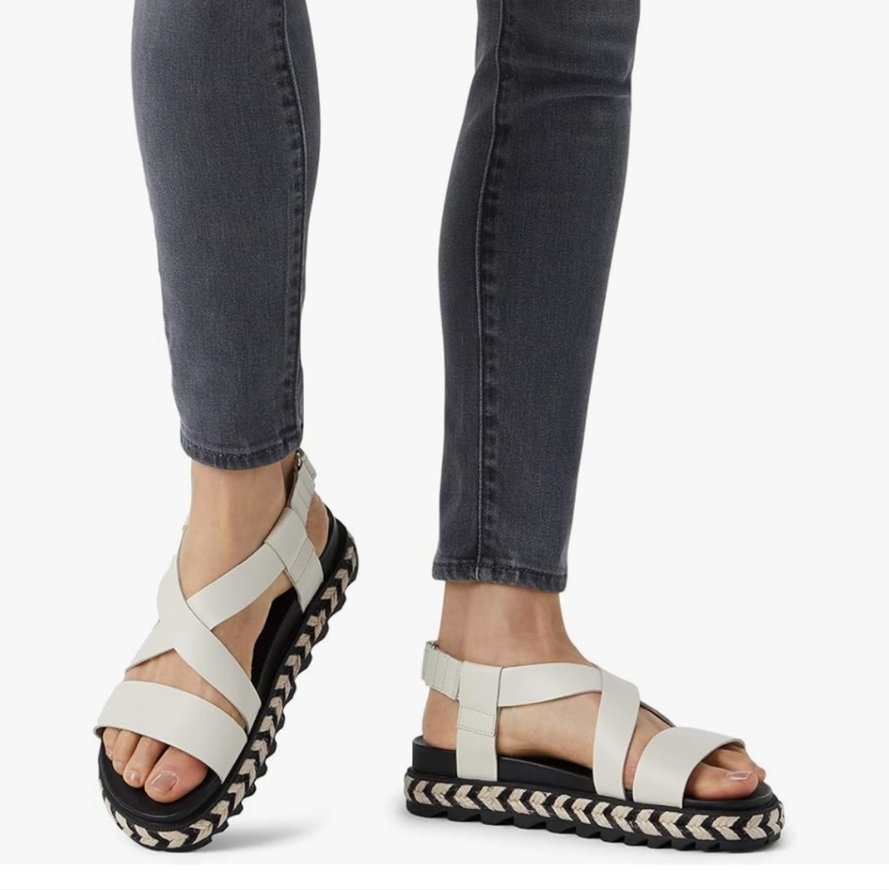 Sorel Women's Roaming Criss Cross Sandal - Chalk 9.5